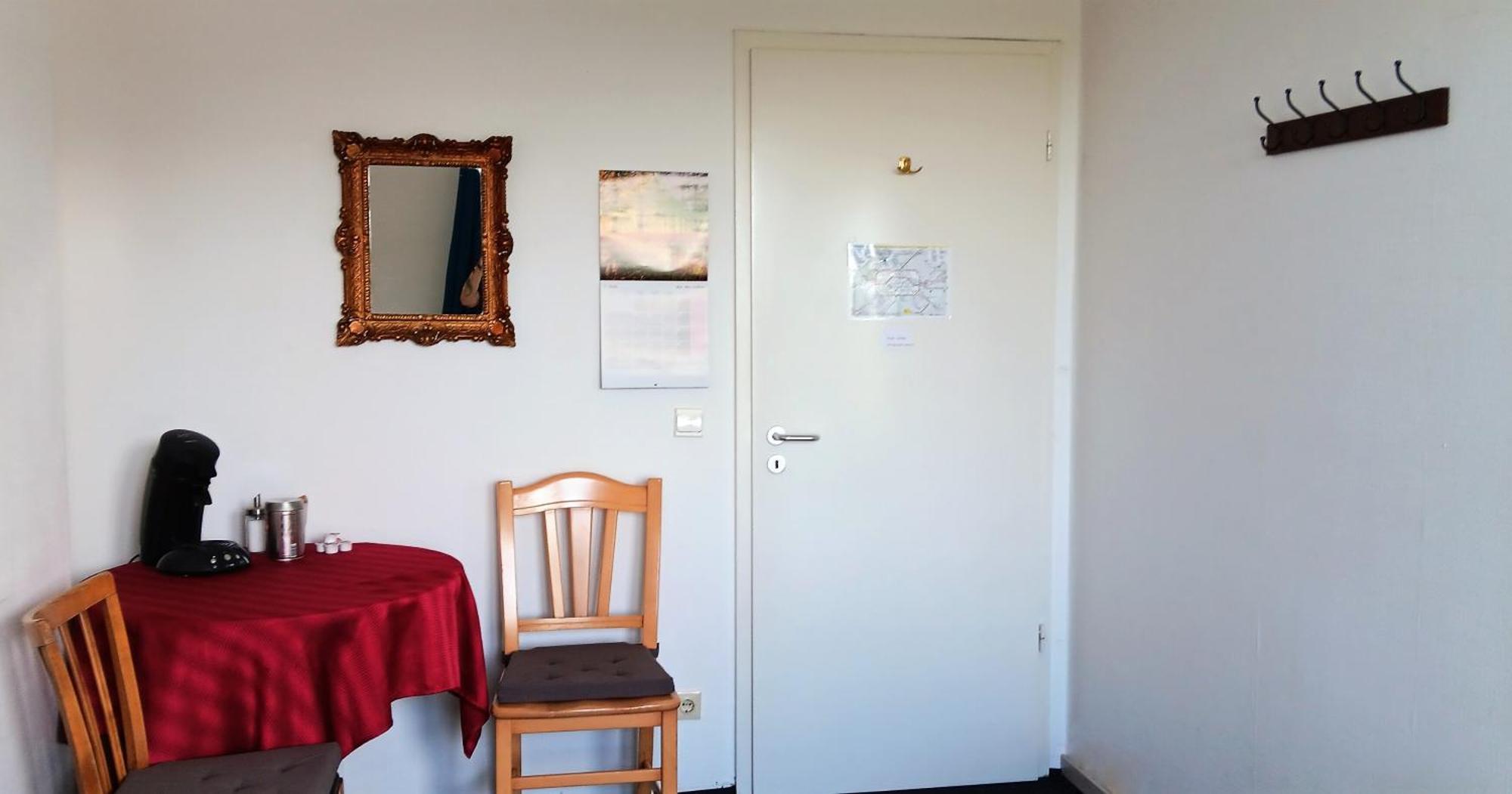 Zimmer Zentral In ベルリン エクステリア 写真